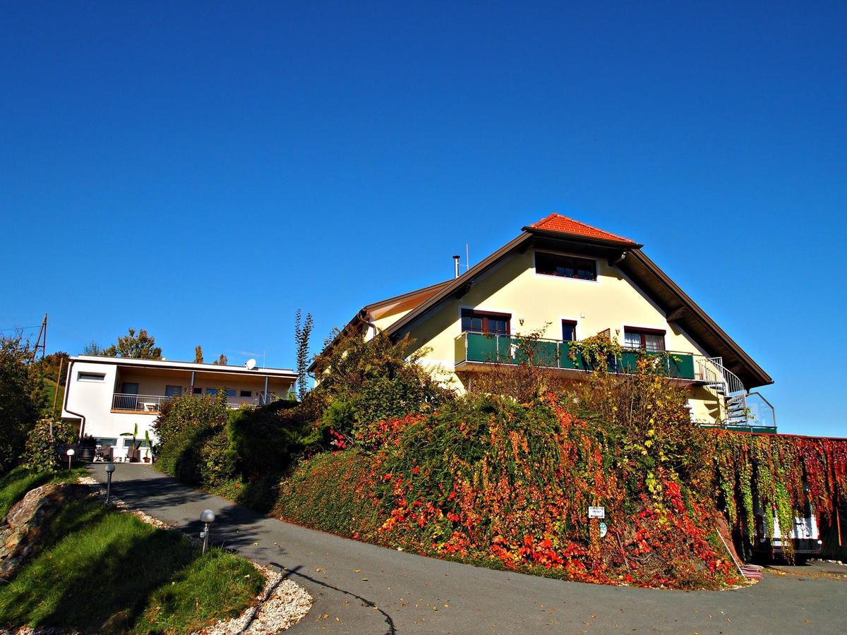 Toso Genussreich Hotel Leutschach Exterior foto